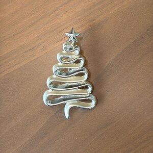 Vintage AJC gold colored christmas tree brooch